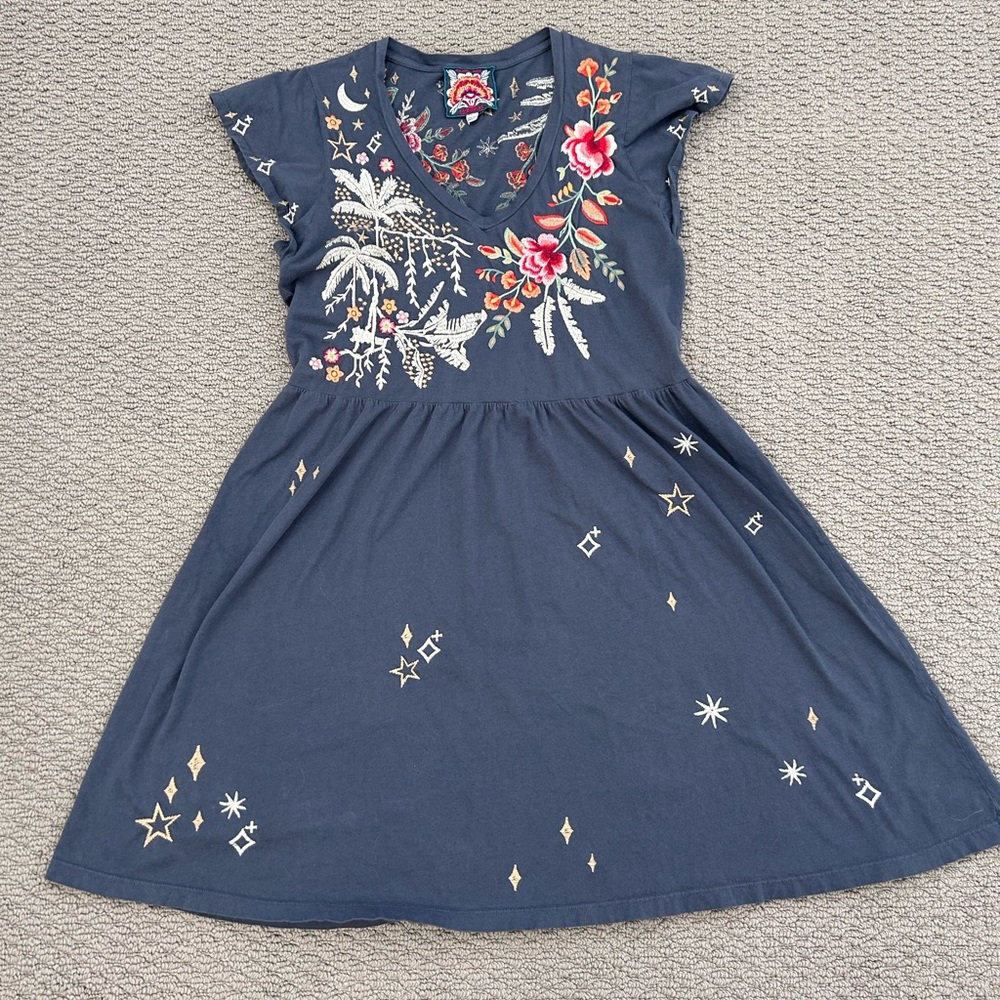 Johnny Was Manu Flutter Sleeve Knit Dress Embroidered
V Neck
Boho
Soft
Small